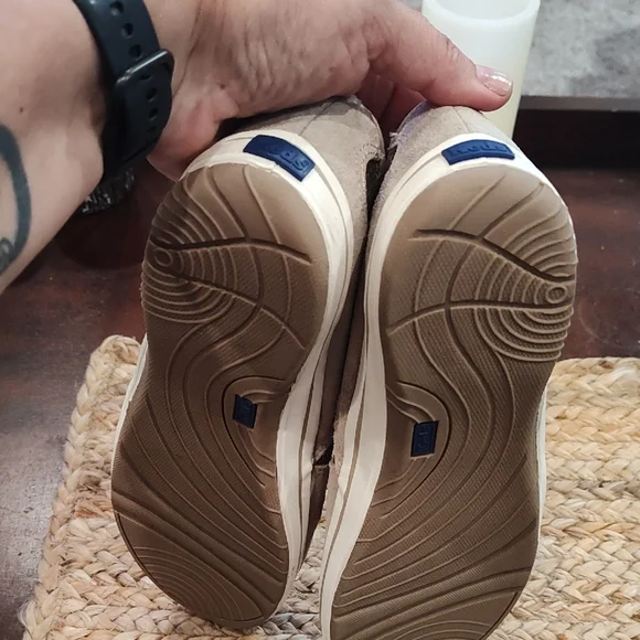 Keds Tan and Cream Casual Sneakers - Picture 6 of 8